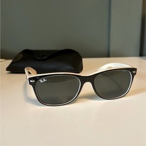 Ray-Ban Wayfarer Sunglasses